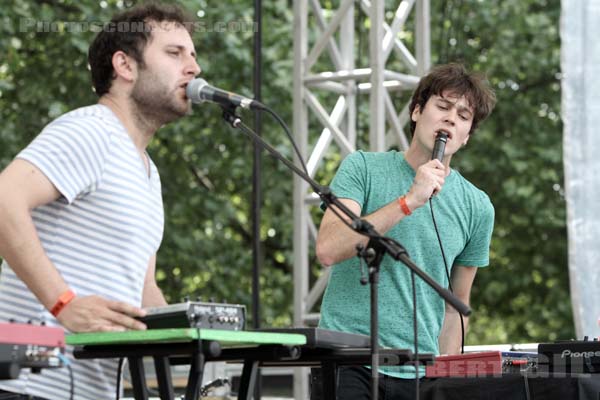 WASHED OUT - 2010-06-06 - PARIS - Parc de la Villette - 